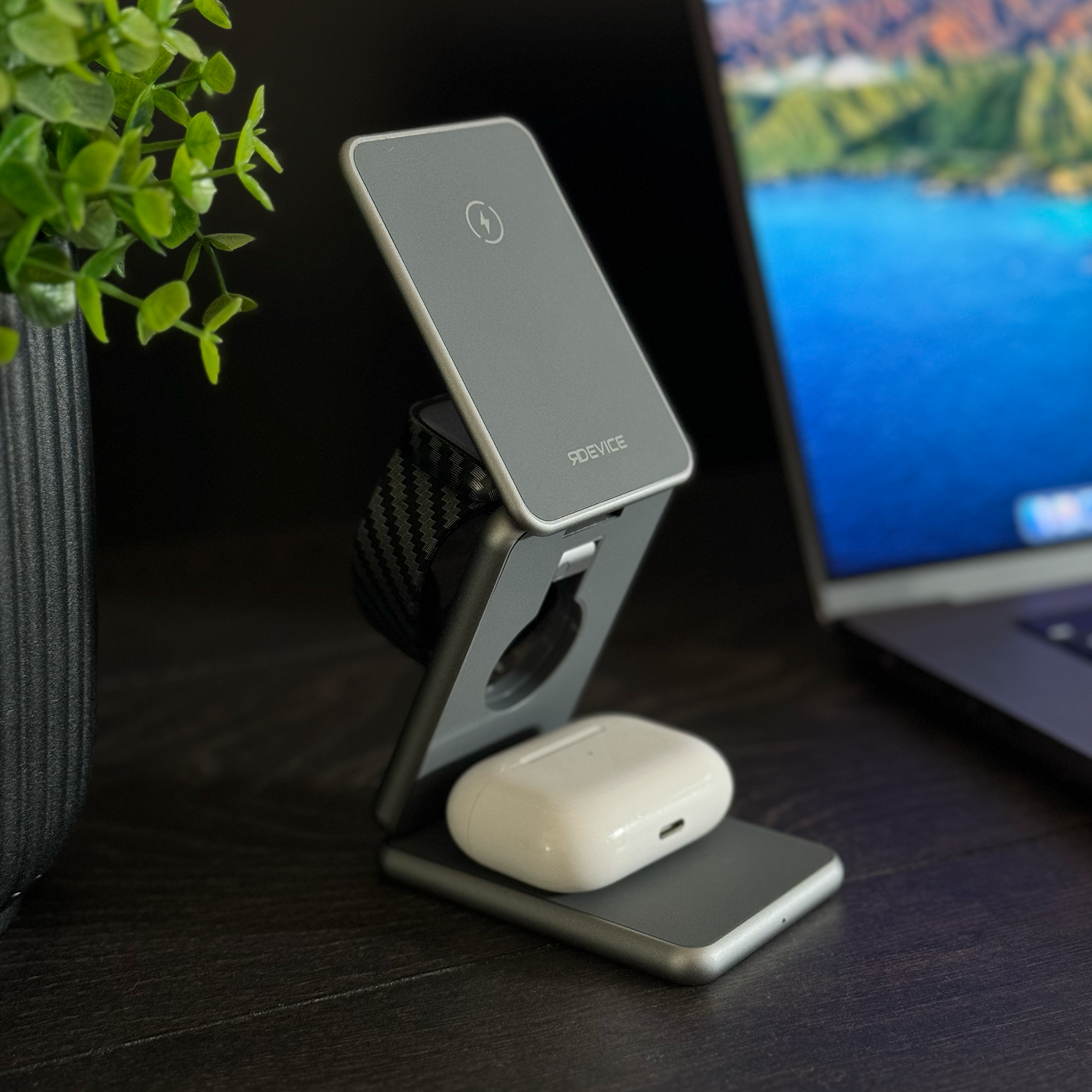 RD Ultra Compact 3-in-1 Laadstation V2